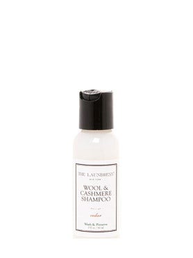 The laundress deals santal